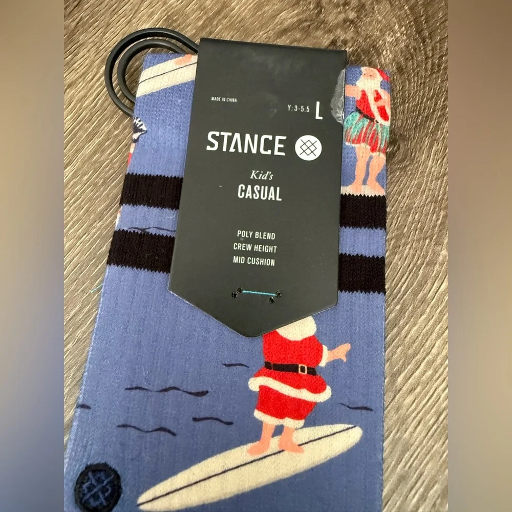 🆕 Stance Kids Casual Crew Socks Surfing Santa Blue Novelty Crew Size L 3–5.5